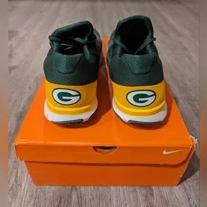 Men\'s Size 18 - Nike Free Trainer V7 Green Bay Packers AA1948-301 Extreme Size Nike | Shoes | Mens Size 8 Nike Free Trainer V7 Green Bay  main image 3